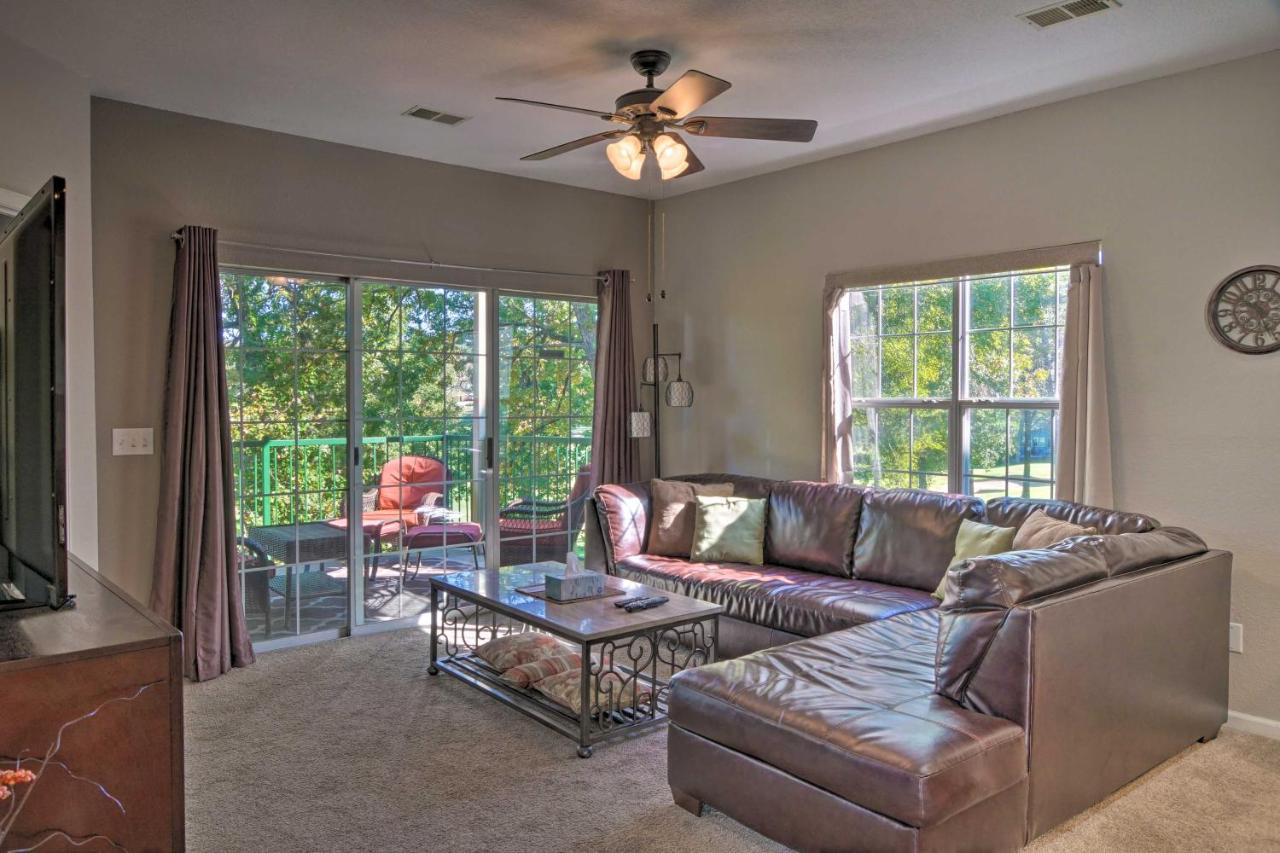 Resort Condo With Patio, 5 Mi To Branson Landing! Exterior photo